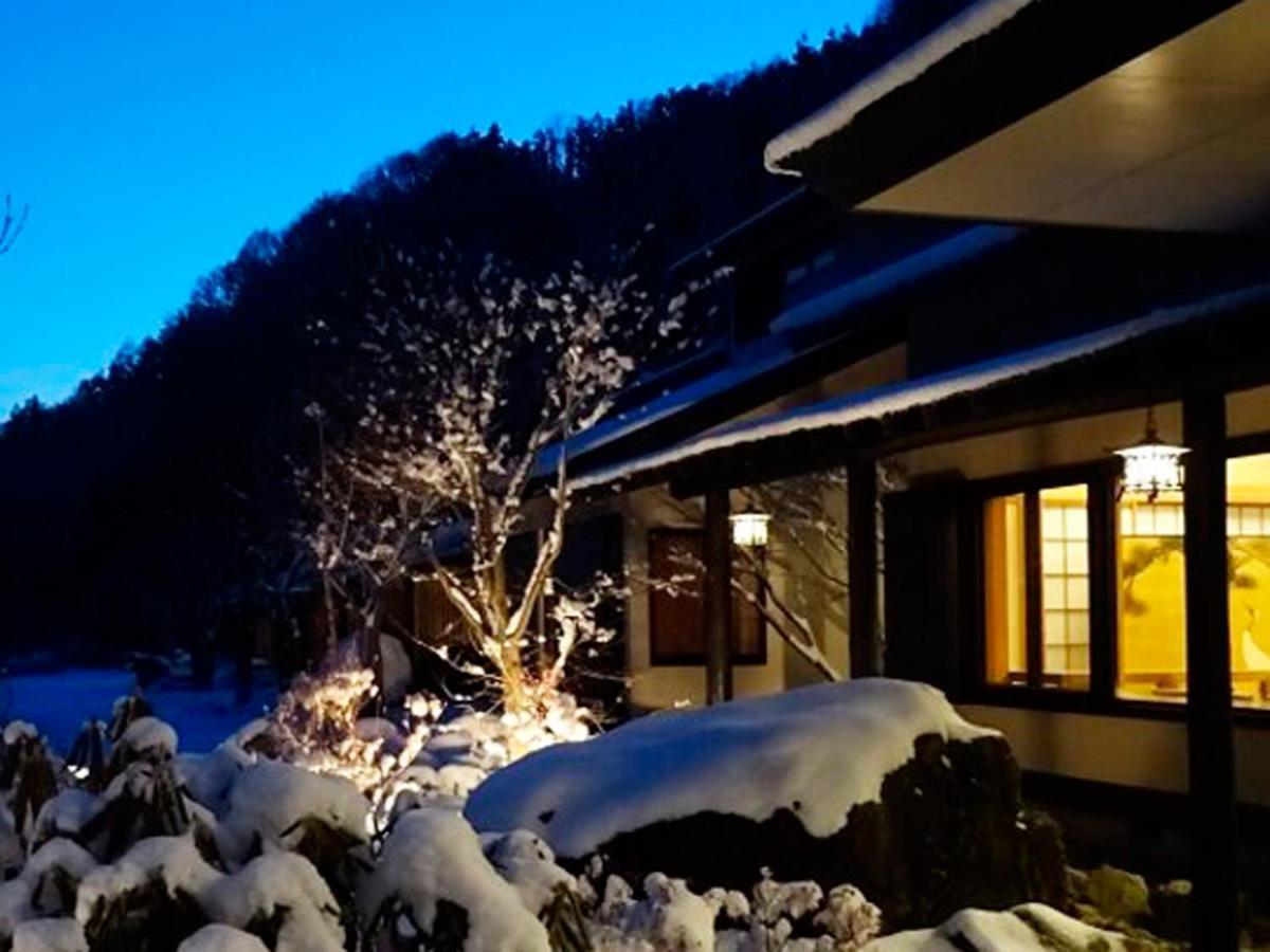 Kinshuusanso Kawaba Buitenkant foto